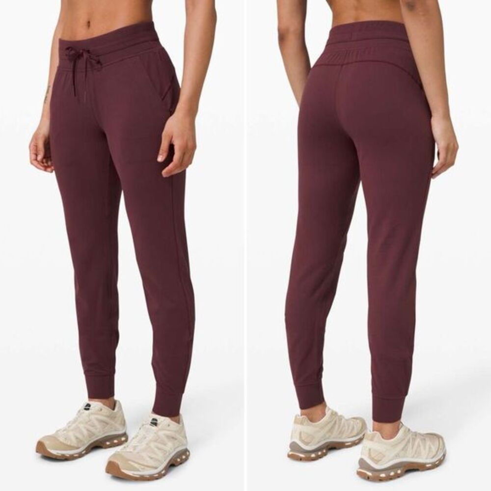 Lululemon Ready To Rulu Pant in Cassis Size 10